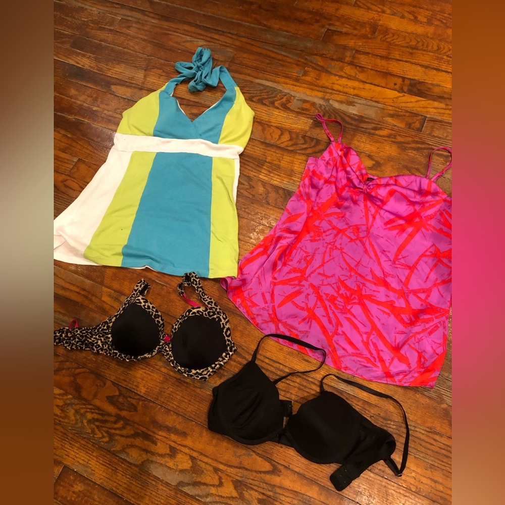 Woman’s 4pc Lot
